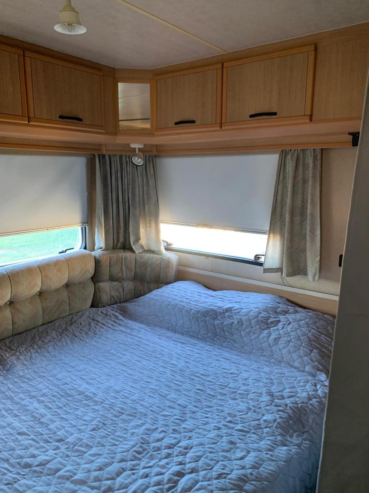 Large Camper In The Olive Grove Ξενοδοχείο Banjole Εξωτερικό φωτογραφία