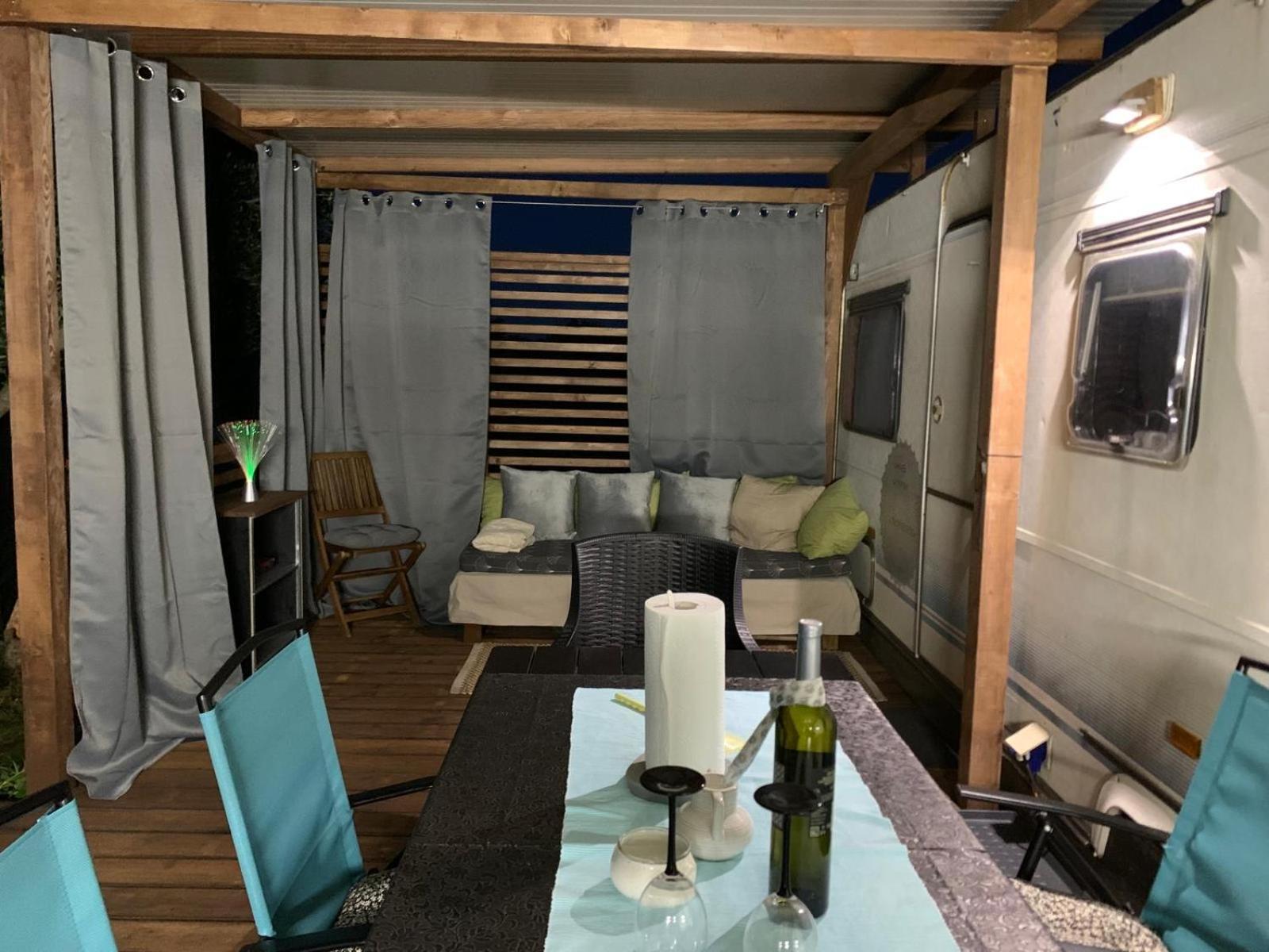 Large Camper In The Olive Grove Ξενοδοχείο Banjole Εξωτερικό φωτογραφία